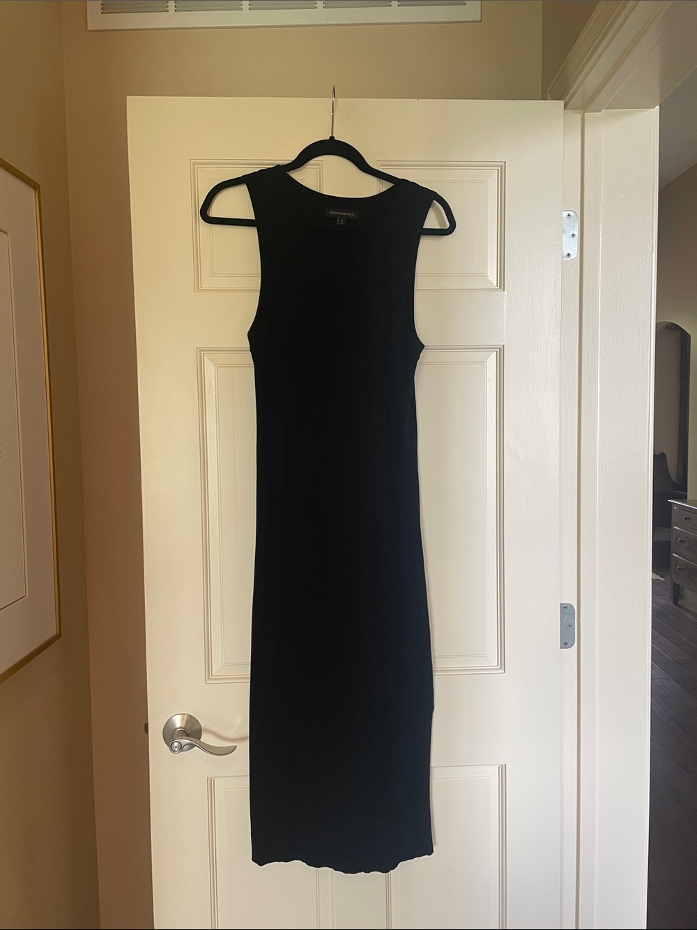 Banana Republic Black Sleeveless Midi Dress